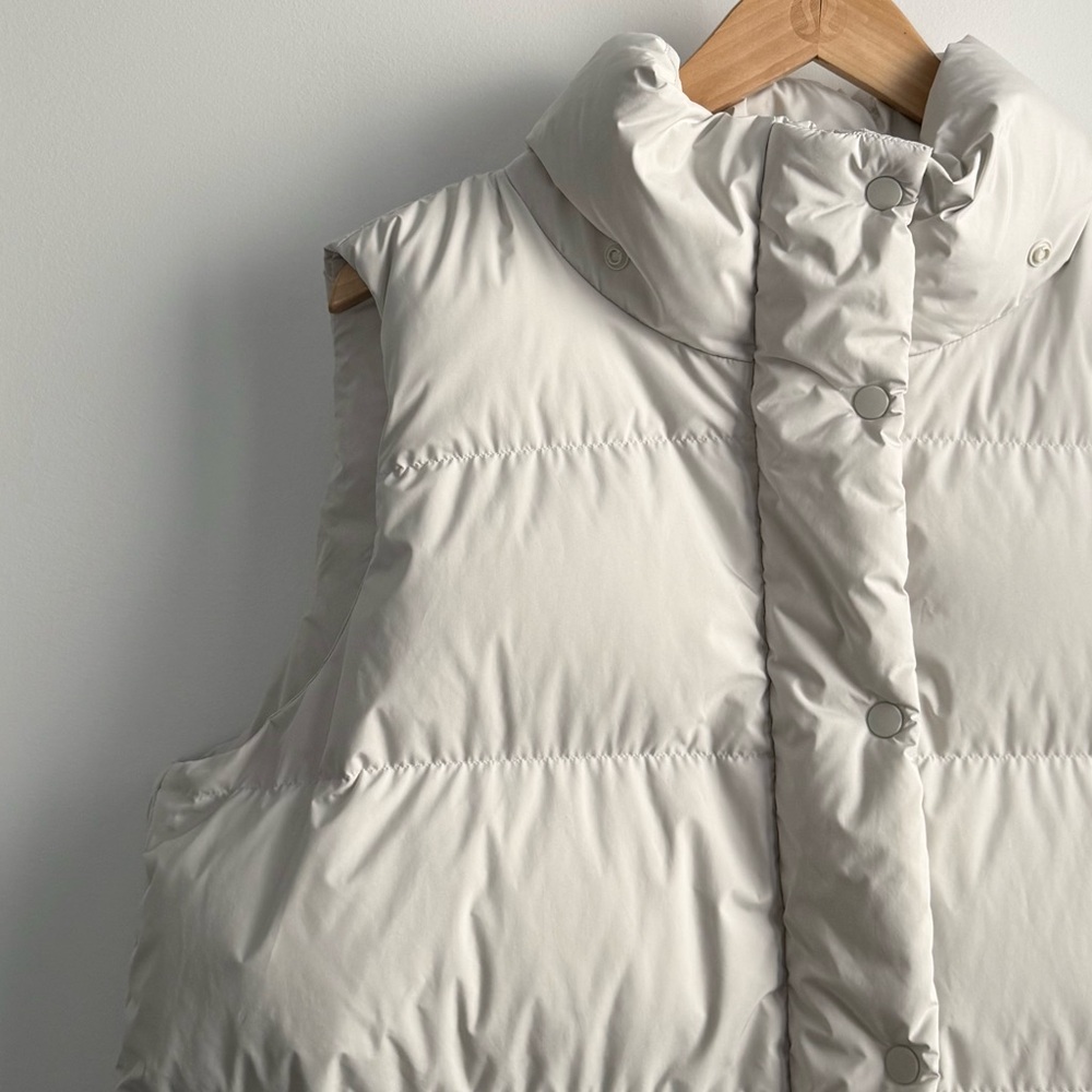 lululemon wunder puff mid length vest - Picture 4 of 16